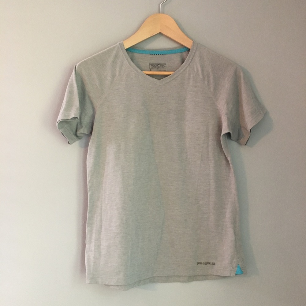Patagonia Gray short sleeve Hiking tee Small